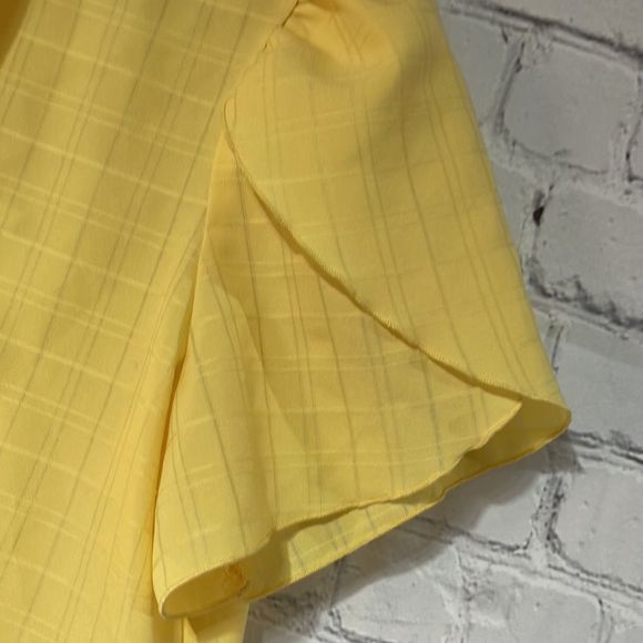 Vintage Yellow Tie Neck Short Sleeved Button-Up Size 10 - Picture 9 of 15